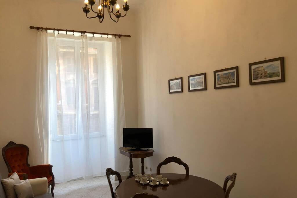 La Casa Di Rosa Apartment โรม ภายนอก รูปภาพ