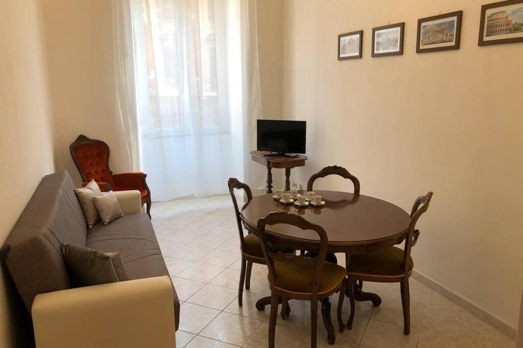 La Casa Di Rosa Apartment โรม ภายนอก รูปภาพ